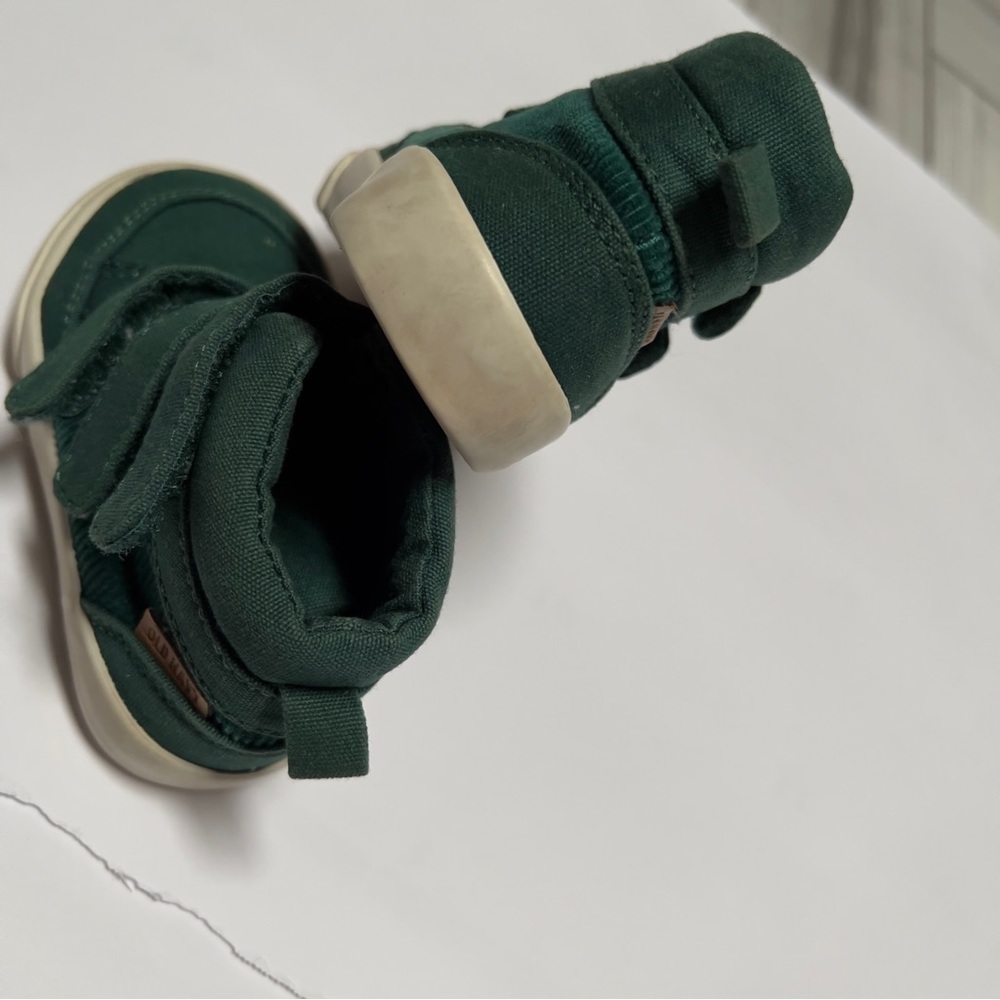 Old Navy Toddler High-top Sneakers Triple -Strap Green size 5 - Picture 6 of 6